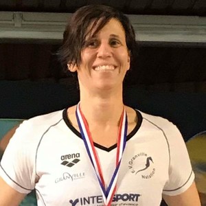 Chloe - Prof de natation - Granville