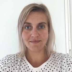 Melanie - Prof de natation - Longnes