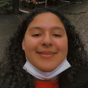 Salma - Prof d'anglais - Angers