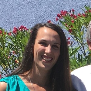 Noémie - Prof d'aide à la rédaction de mémoires et thèses - Tours