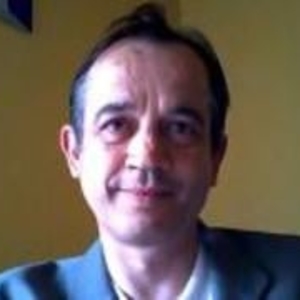 Renaud - Prof de management et gestion d'entreprise - Paris
