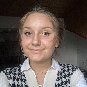 Margot - Prof d'aide aux devoirs - Saint-Étienne