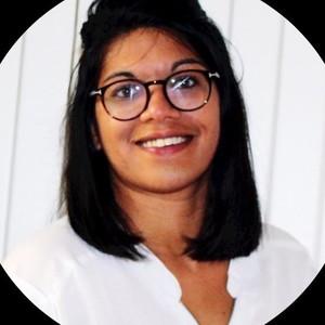 Soni - Prof de marketing - Suresnes
