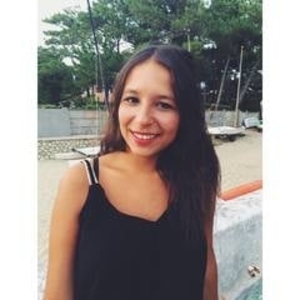 Fawzia - Prof de français - Paris