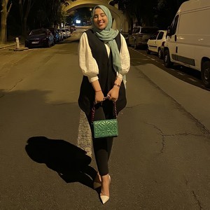 Aicha - Prof de maths - Paris