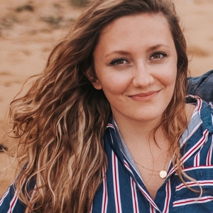 Laura - Prof de français - La Montagne