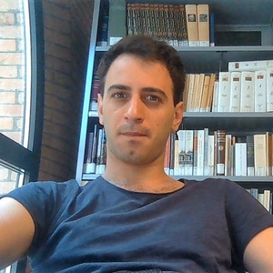 Francesco - Prof de philosophie - Bologna