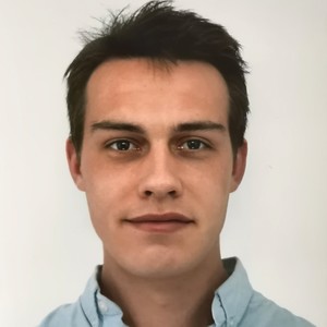 Georges - Prof d'histoire - Paris