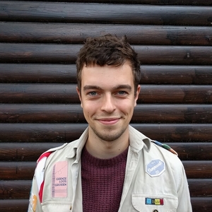 Arnout - Prof d'économie - Liège