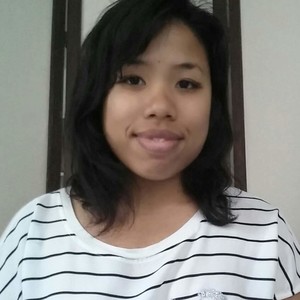 Laura - Prof de maths - Clichy