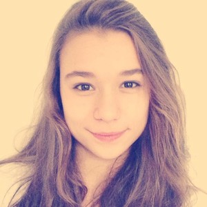 Laura - Prof de maths - Paris