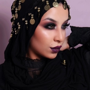 Meriem - Prof d'arabe - Roubaix