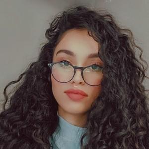 Imane - Prof de maths - Brest