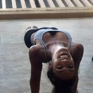 Mondonna - Prof de yoga - Torcy