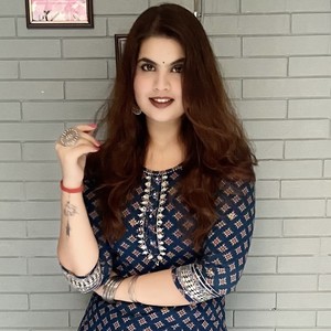 Chahat - Prof de langue et littérature françaises - New Delhi