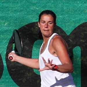 Anne-Valérie - Prof de tennis - Issy-les-Moulineaux