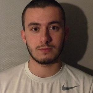 Enzo - Prof de maths - Mantes-la-Jolie