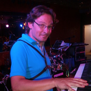Denis - Prof de piano - Caussade