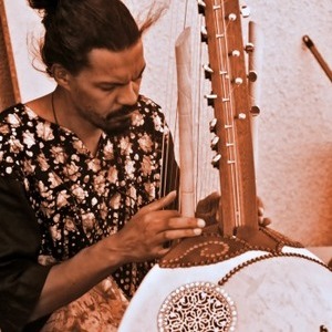 James - Prof de percussions - Cordes-sur-Ciel