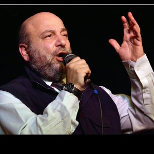 Renato - Prof de piano - Méré