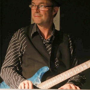 Luc - Prof de guitare - Bois-Colombes