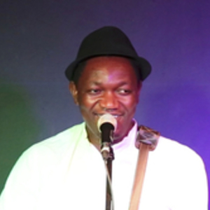 Mapumba - Prof de chant - Cape Town