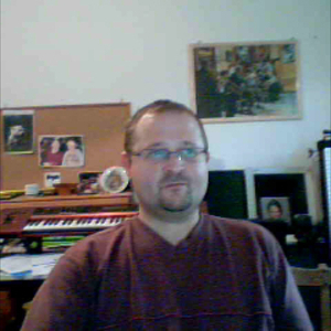 MICKAEL - Prof de saxophone - Viennay