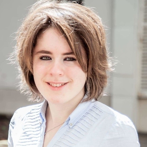 Eva - Prof de solfège - Paris