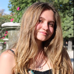 Léa - Prof de fle - français langue étrangère - Jaqueira