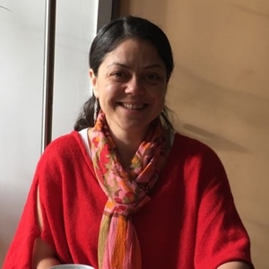 Isabelle Ebru - Prof de naturopathie - Cosne-Cours-sur-Loire