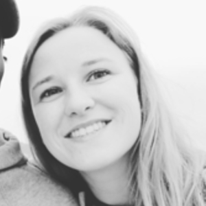 Chloe - Prof de sociologie - Nice