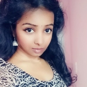 Nivetha - Prof de fle - français langue étrangère - Greater London