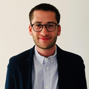 Emmanuel - Prof d'histoire - Paris