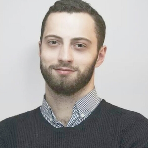 Nicolas - Prof d'histoire - Paris