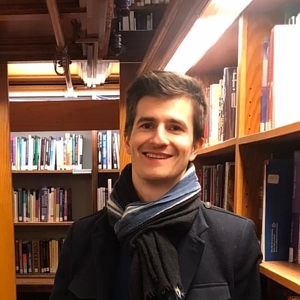 Julien - Prof d'économie - Paris