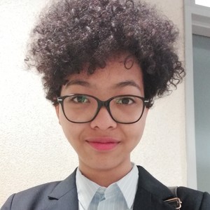 Marie-Young - Prof de droit public - Cachan