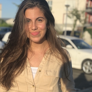 Inès - Prof de sociologie - Champigny-sur-Marne