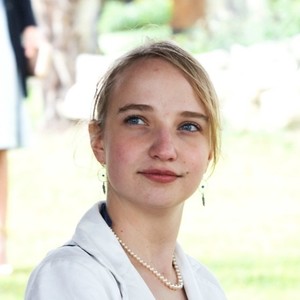 Amélie - julia - Prof d'aide aux devoirs - Perpignan