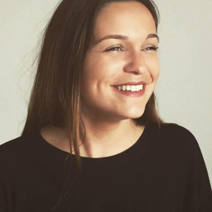 Claire - Prof de marketing - Lyon