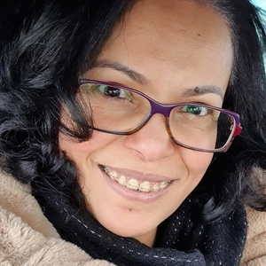 Aisha - Prof d'arabe - Sées