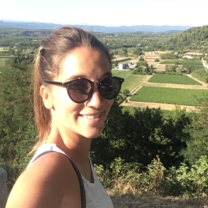 Charlotte - Prof d'ostéopathie - Châtenay-Malabry