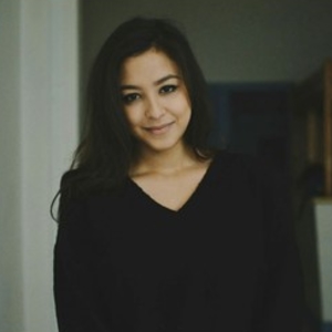 Sabrina - Prof de droit - Lille