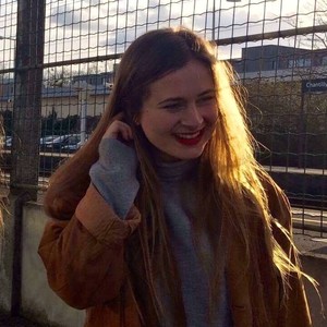 Léa - Prof d'économie - Paris