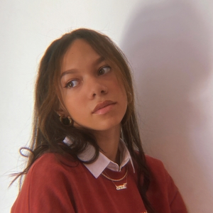 Aaliyah - Prof de français - Paris