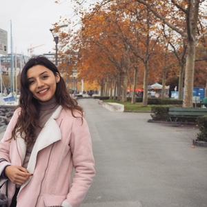 Rosa - Prof d'espagnol - Gaillard