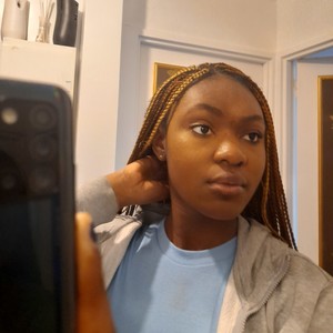 Elvina - Prof d'aide aux devoirs - Bourg-la-Reine