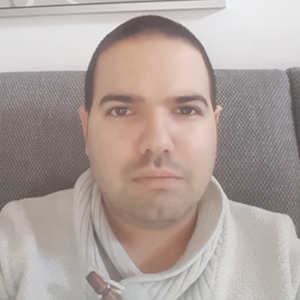 Thomas - Prof d'initiation informatique - Saint-Benoît