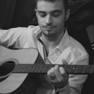 Enzo - Prof de guitare - Le Teich