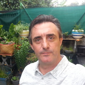 Dimitri - Prof de jardinage - Saint-Benoît
