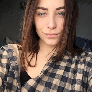 Sarah - Prof d'histoire de l'art - Gagny